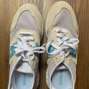 New Balance X70 Size 8.5 Shoes